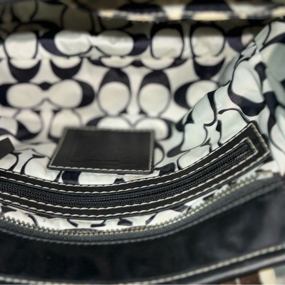 Authentic Vintage COACH Hampton Satin Tote Black - Picture 5 of 6